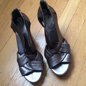 Cole Haan leather metallic grey strapped wedges